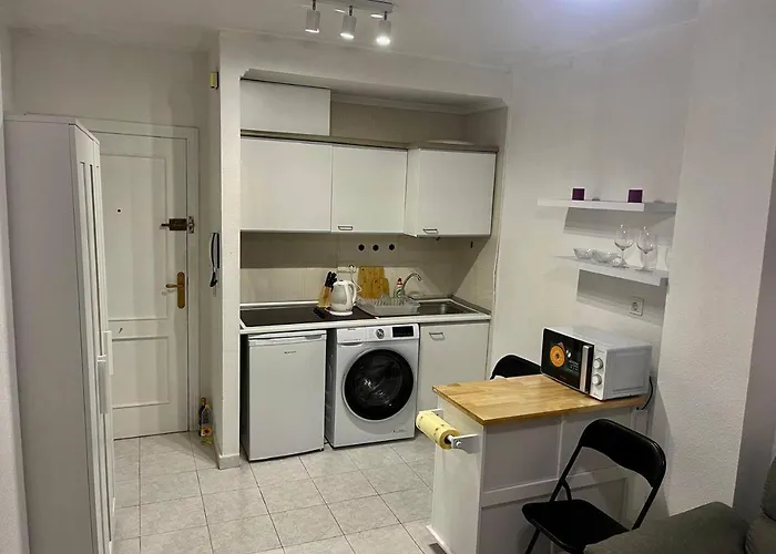 Studio, Near The Apartament *